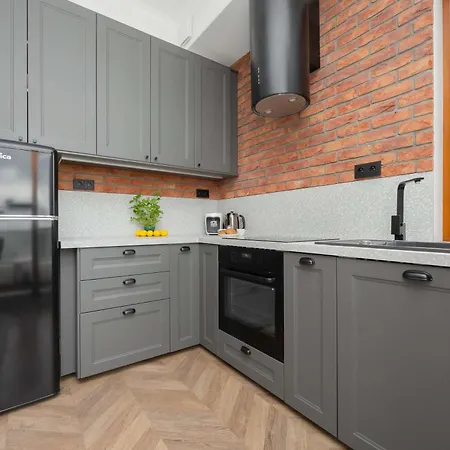 Elegant Metro Mlociny With Parking Perfect For Remote Work By Renters * Варшава