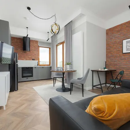 Elegant Metro Mlociny With Parking Perfect For Remote Work By Renters * Варшава