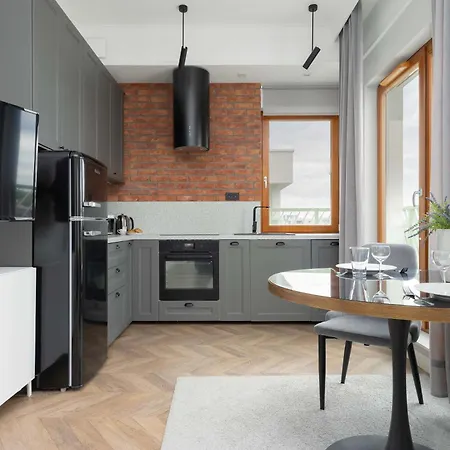 Elegant Metro Mlociny With Parking Perfect For Remote Work By Renters Lägenhet